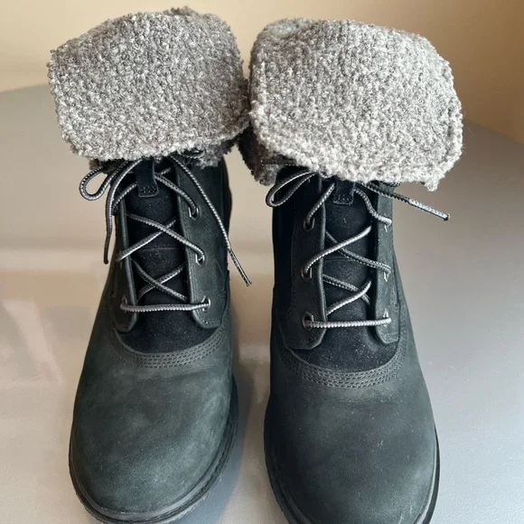 Women's Timberland Earthkeepers Amston Roll Top Black Boots Size 8 - Picture 6 of 11